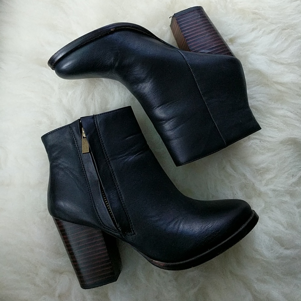 Silence and Noise Vegan Booties